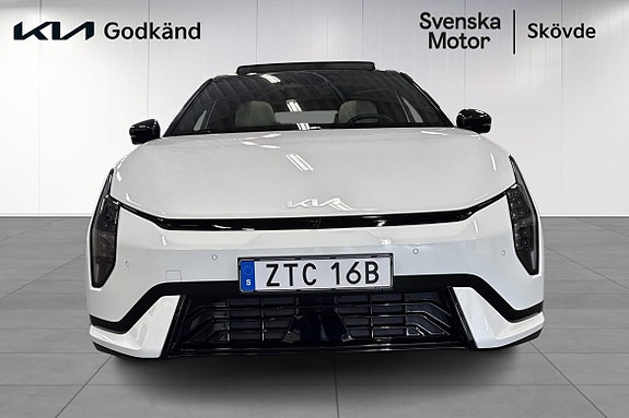 Kia EV4 2 of 24