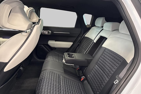 Kia EV4 7 of 24
