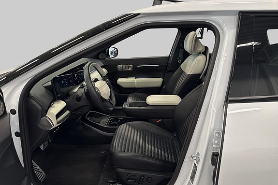 Kia EV4 6 of 24