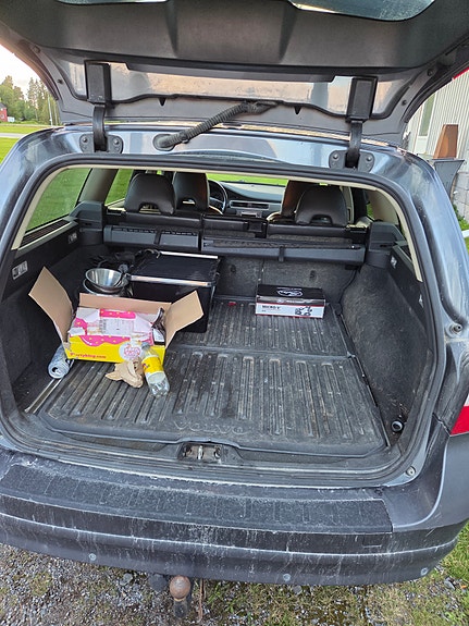 Volvo V70 4 of 6