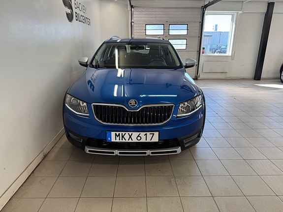 Skoda Octavia Scout 9 of 19