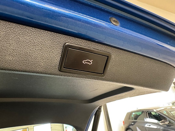Skoda Octavia Scout 5 of 19