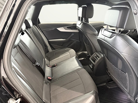 Audi A4 8 of 12
