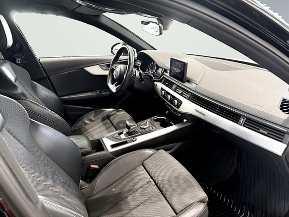 Audi A4 6 of 12