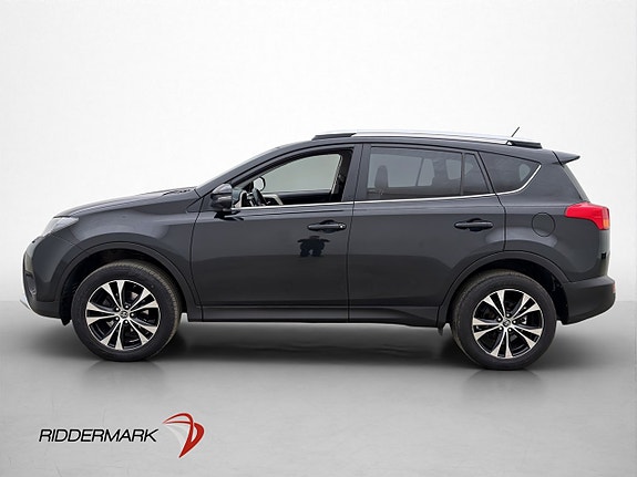 Toyota RAV4 4 of 30
