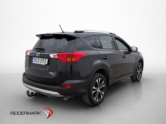 Toyota RAV4 8 of 30