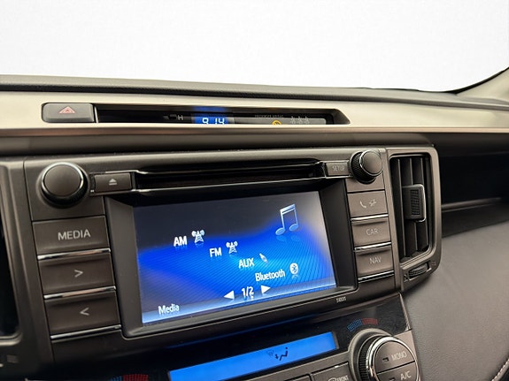 Toyota RAV4 23 of 30