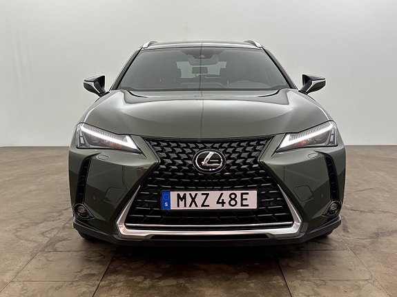 Lexus UX250h 9 of 25