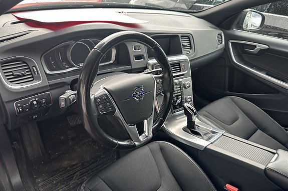 Volvo V60 28 of 30