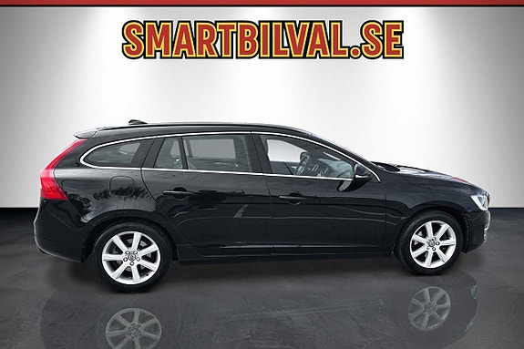 Volvo V60 9 of 30
