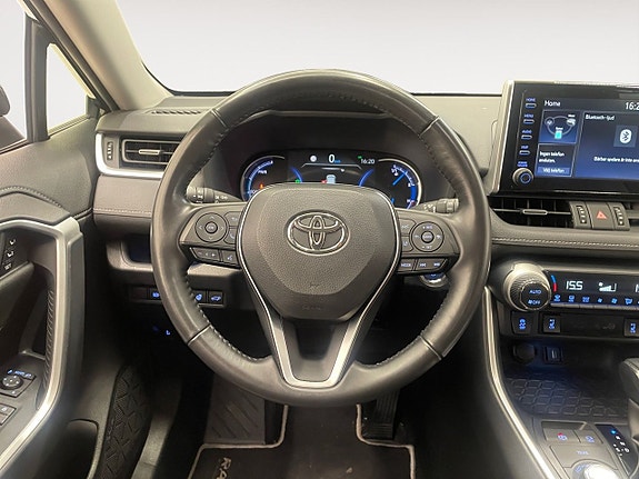 Toyota RAV4 13 of 22