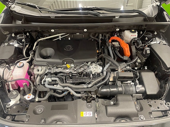 Toyota RAV4 17 of 22