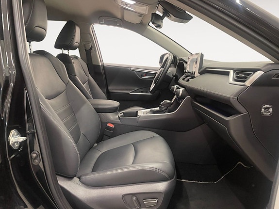 Toyota RAV4 15 of 22