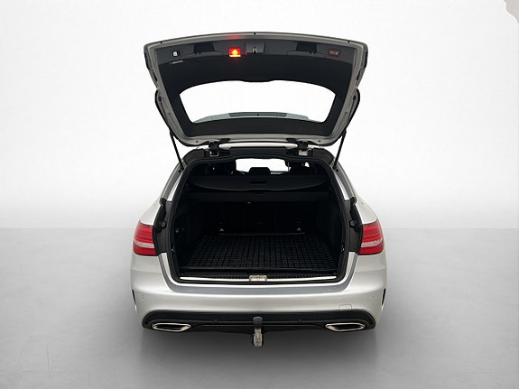 Mercedes-Benz C180 28 of 30