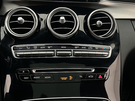 Mercedes-Benz C180 23 of 30
