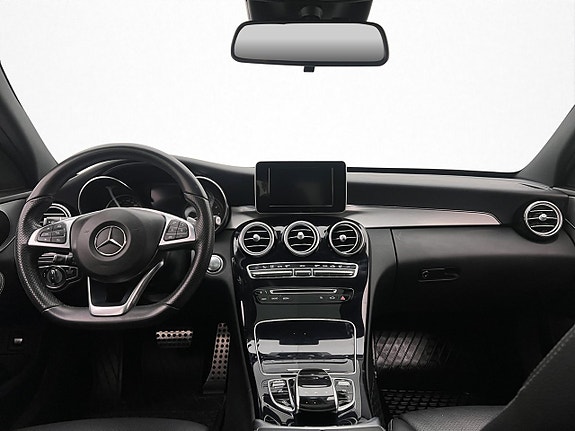 Mercedes-Benz C180 16 of 30