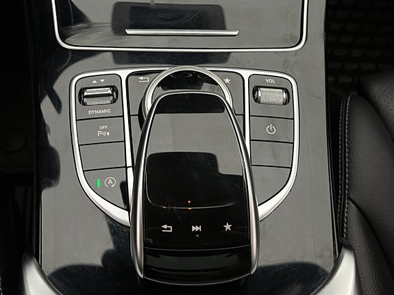 Mercedes-Benz C180 24 of 30