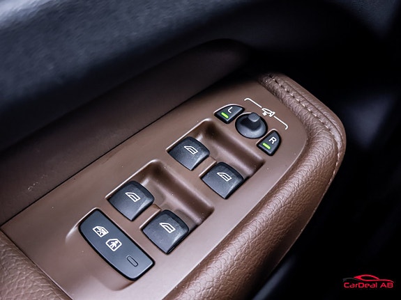 Volvo XC60 29 of 29