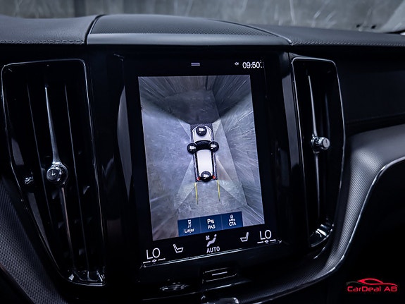 Volvo XC60 24 of 29