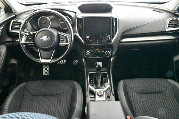 Subaru Forester 10 of 22