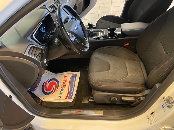 Ford Mondeo 7 of 10