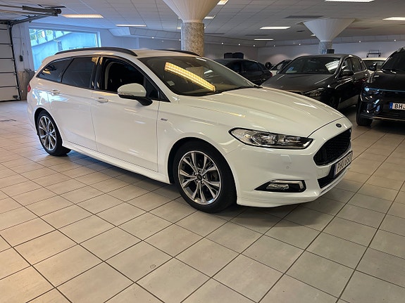 Ford Mondeo 3 of 10