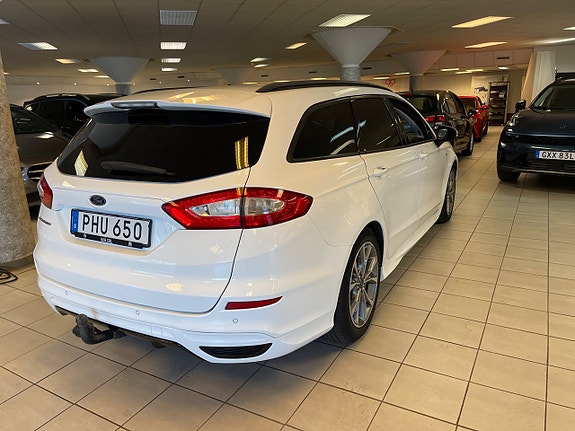 Ford Mondeo 4 of 10