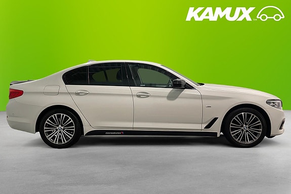 BMW 520 2 of 17