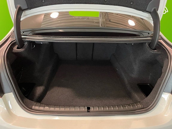 BMW 520 12 of 17
