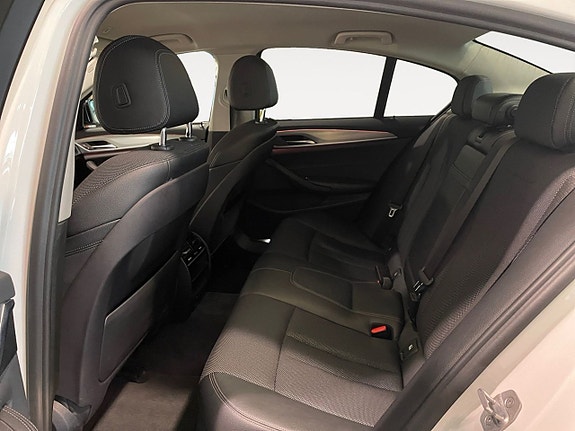 BMW 520 11 of 17