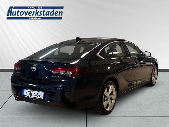 Opel Insignia 3 of 8