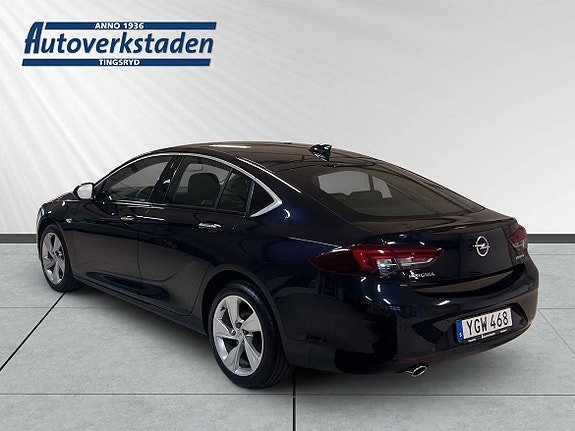 Opel Insignia 2 of 8