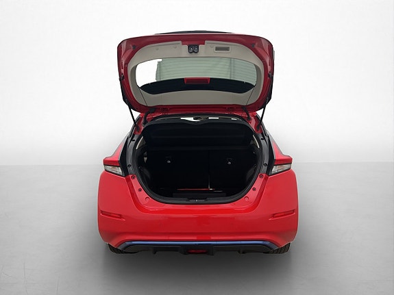 Nissan Leaf 9 of 30