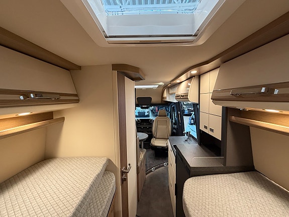 Malibu Carthago Van Genius 641 LE 4x4 Performance *Långbädd* 18 of 21