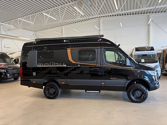 Malibu Carthago Van Genius 641 LE 4x4 Performance *Långbädd* 2 of 21