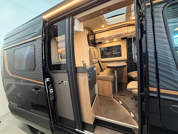 Malibu Carthago Van Genius 641 LE 4x4 Performance *Långbädd* 10 of 21