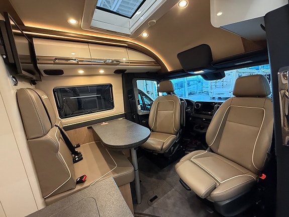 Malibu Carthago Van Genius 641 LE 4x4 Performance *Långbädd* 8 of 21