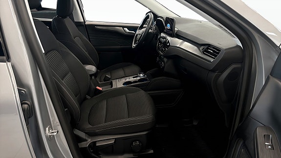 Ford Kuga 3 of 9