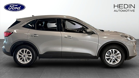 Ford Kuga 6 of 9