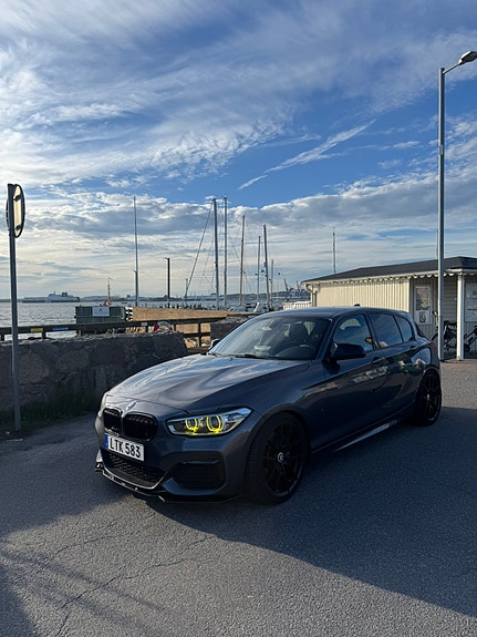BMW M135i 3 of 8