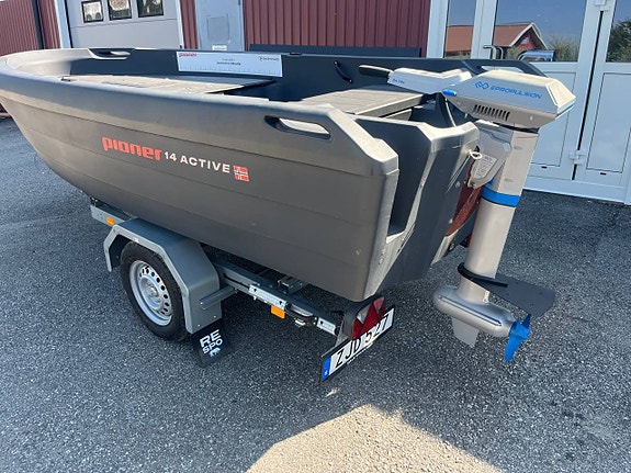 Pioner P14 Fisher med Epropulsion Visnings ex 3 of 5