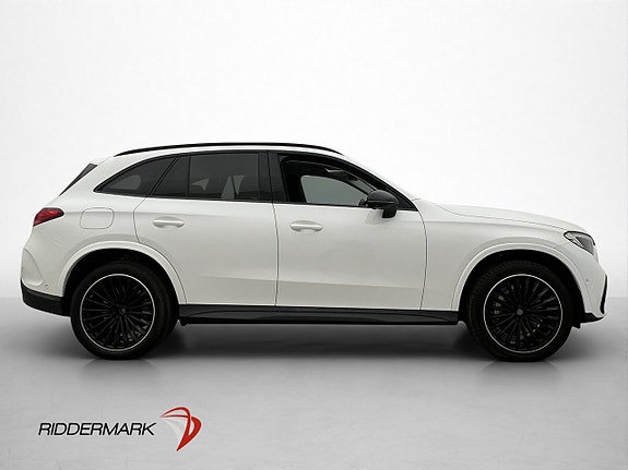 Mercedes-Benz GLC300 e 5 of 30