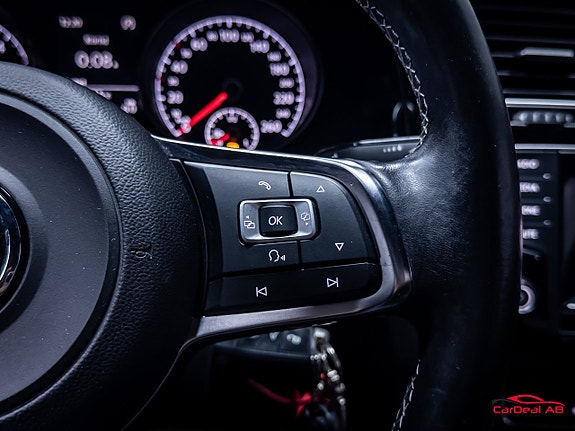 Volkswagen Golf I 21 of 30