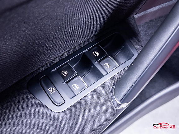 Volkswagen Golf I 30 of 30