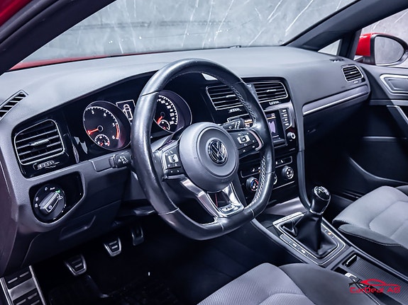 Volkswagen Golf I 12 of 30