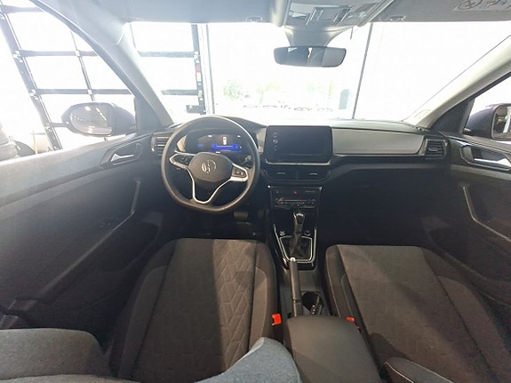 Volkswagen T-Cross 7 of 14
