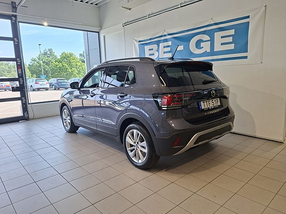 Volkswagen T-Cross 3 of 14