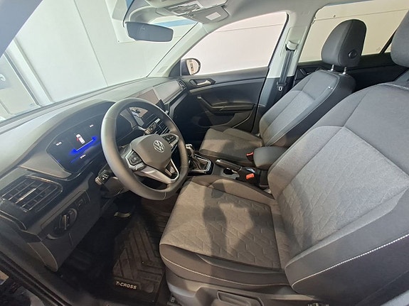 Volkswagen T-Cross 5 of 14