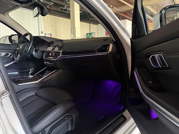 BMW 320d 22 of 25
