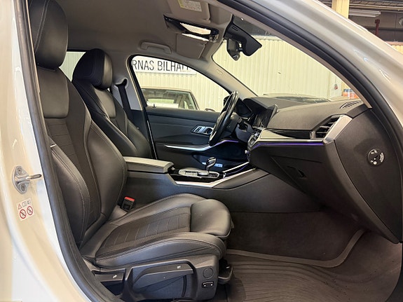 BMW 320d 21 of 25